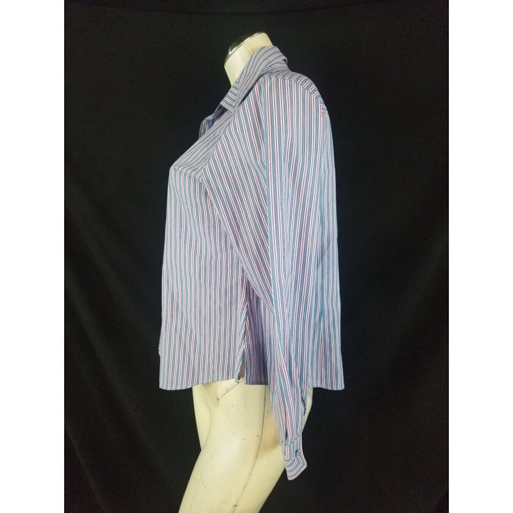 Foxcroft Size 10p Wrinkle Free Button Up Shirt - image 3